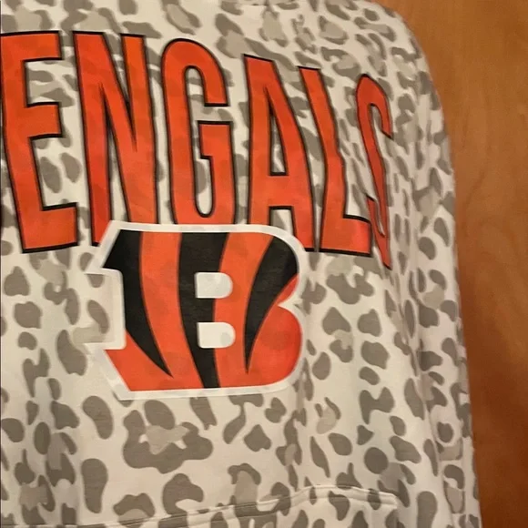 NFL Bengals Apparel Leopard Print Hoodie - Picture 3 of 7